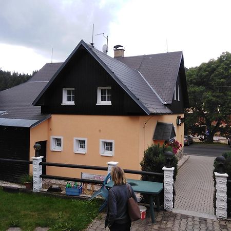 Tradice Hotel Pernink Eksteriør billede